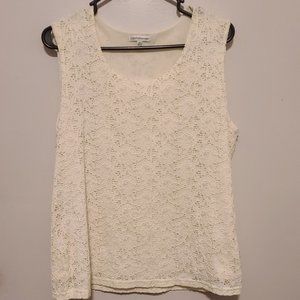 Croft & Barrow Ladies sleeveless blouse